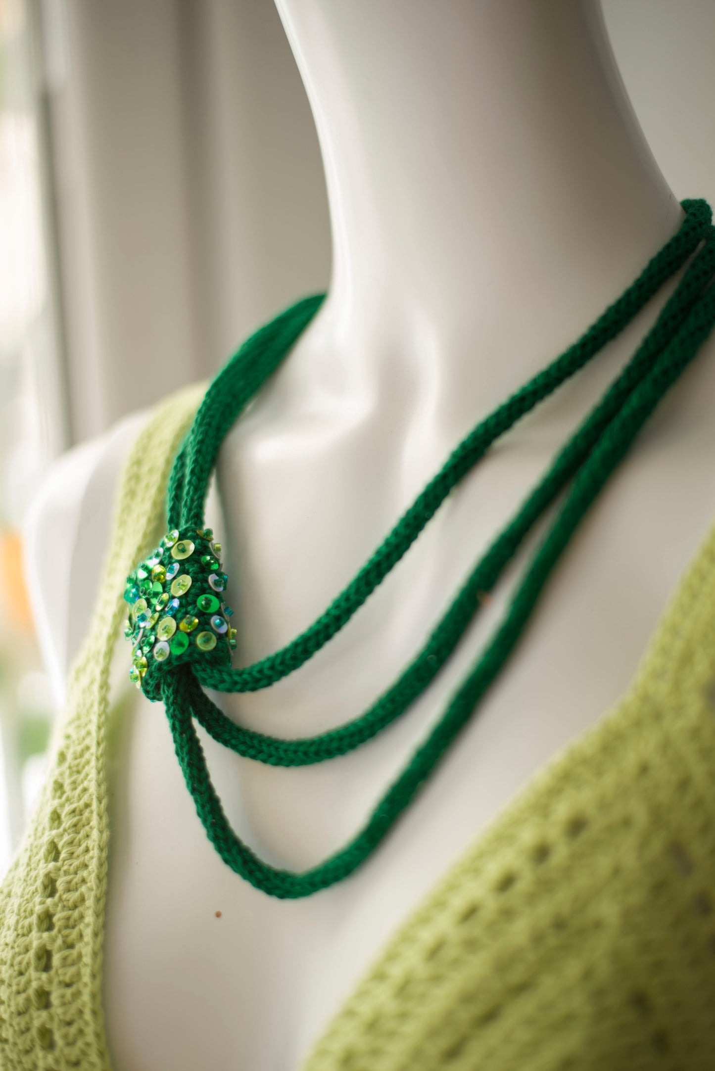 Dark green cable cotton necklace