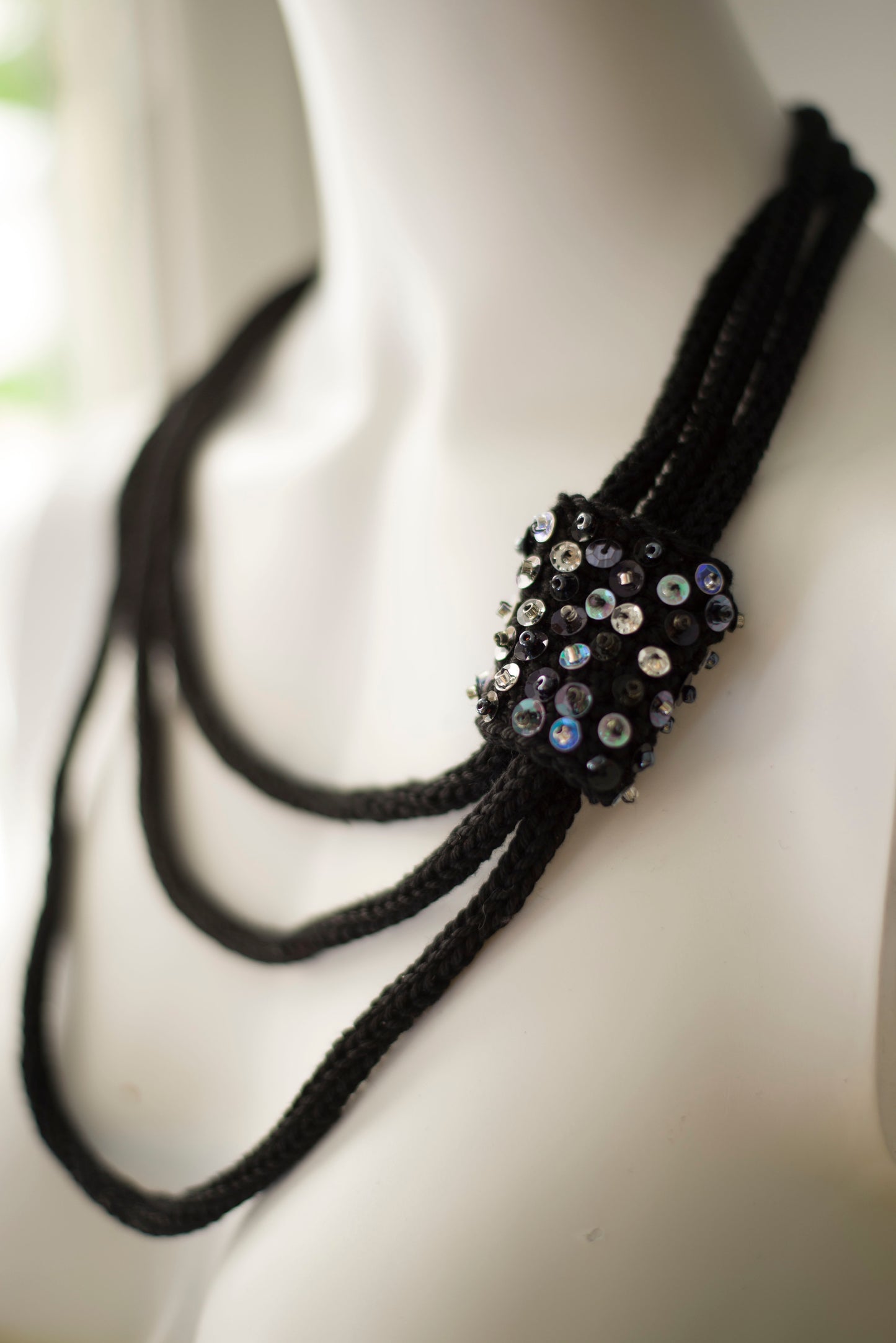 Black cable cotton necklace
