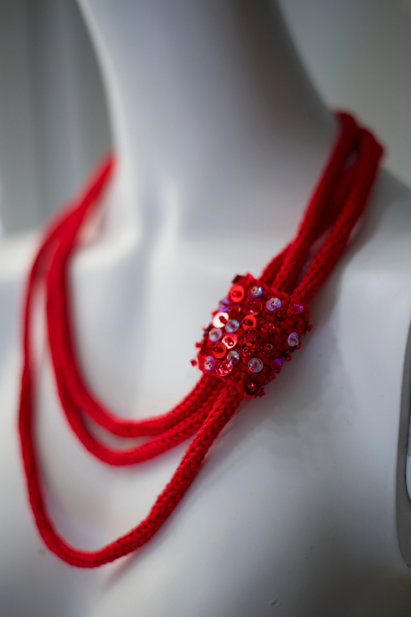 Red cotton necklace