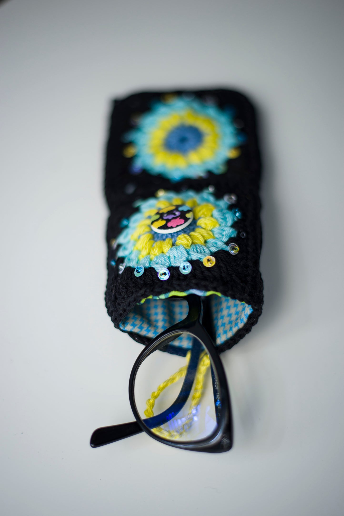 Crochet eyewear case