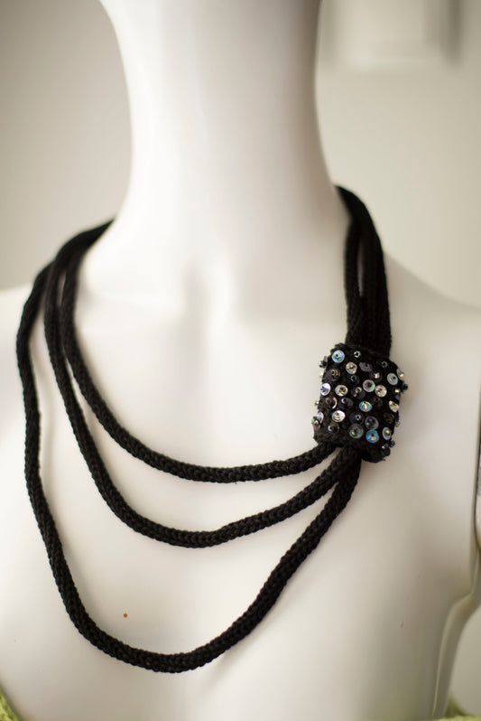 Black cable cotton necklace
