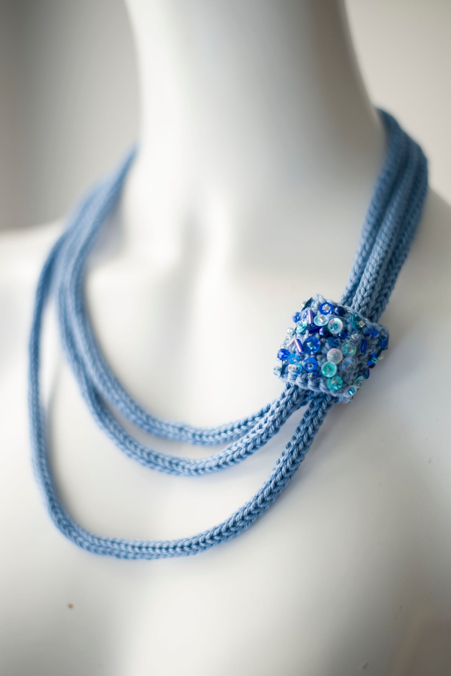Marine blue cable knit necklace