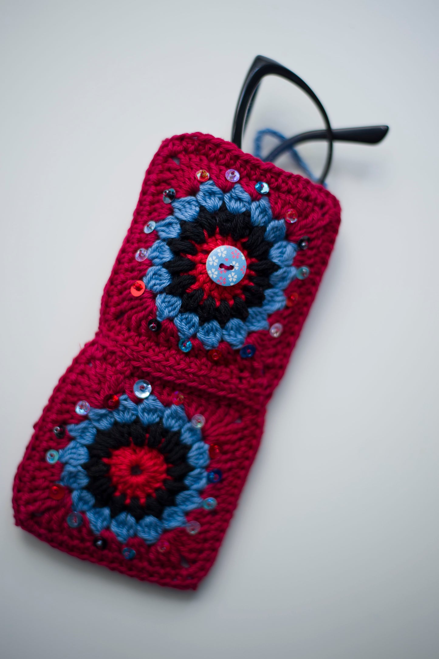 Crocheted eyewear case