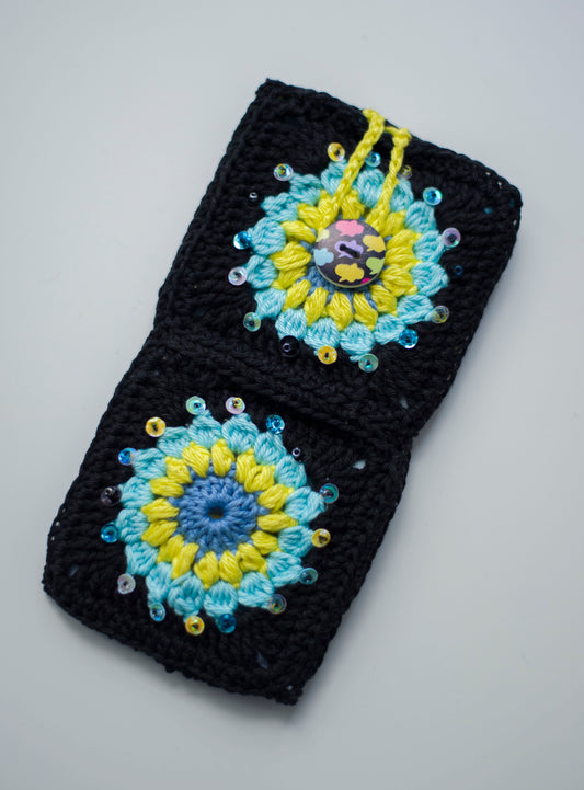 Crochet eyewear case