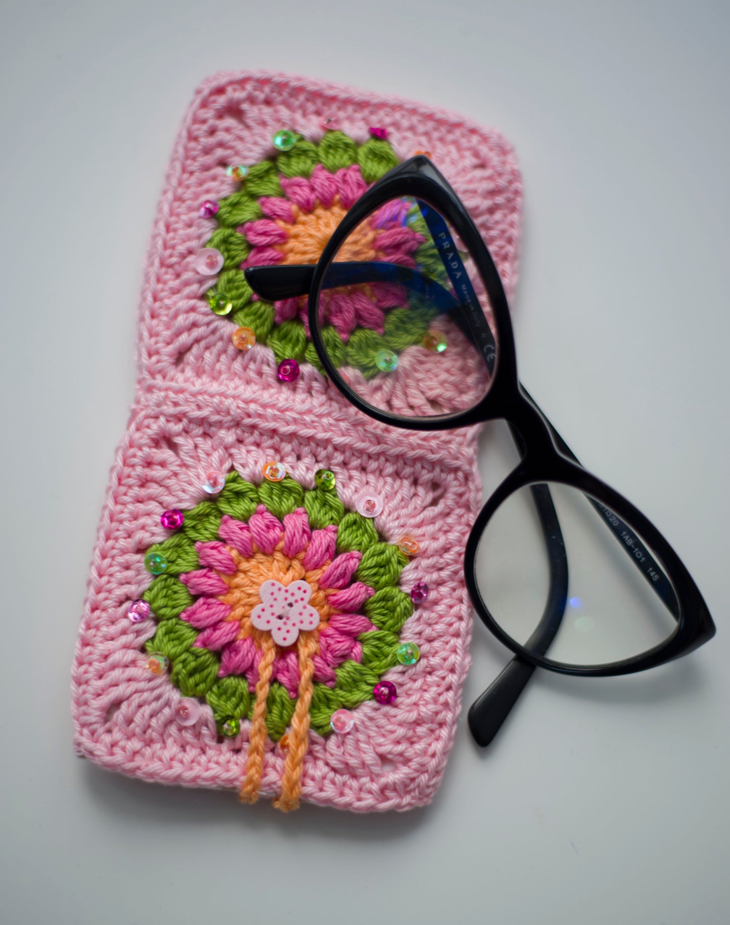 Crocheted eyewear case