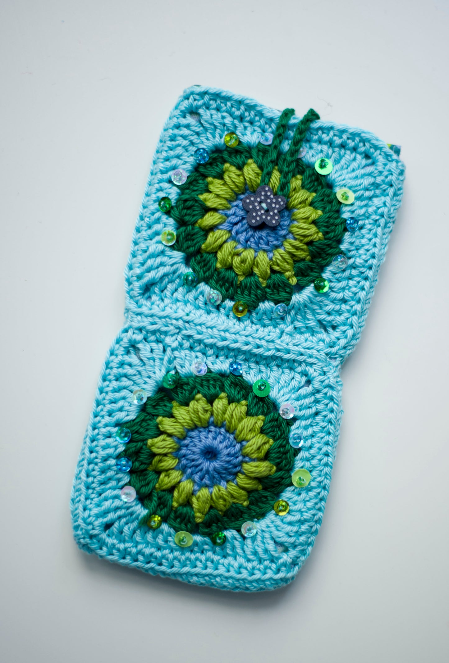 Crochet eyewear case