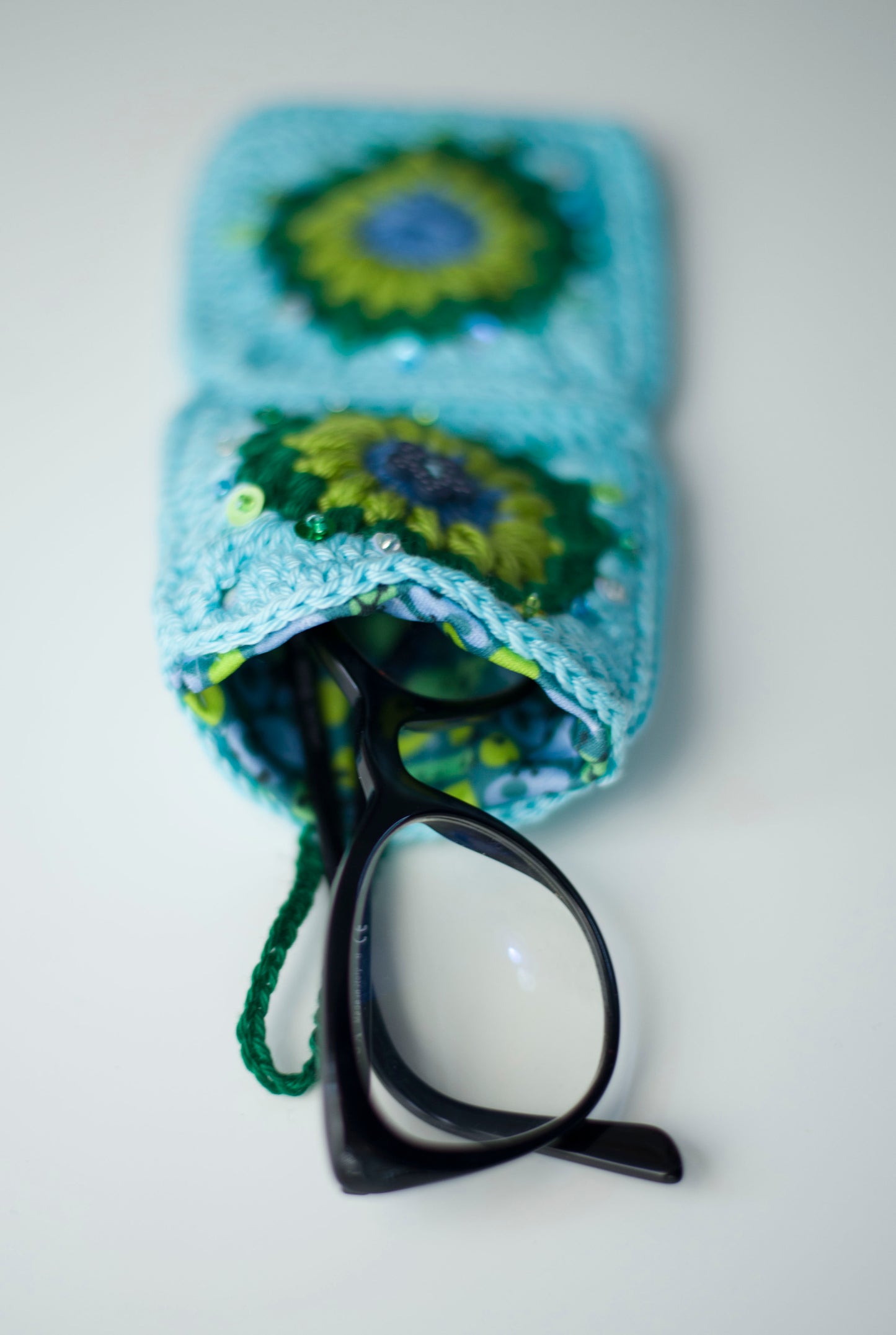 Crochet eyewear case