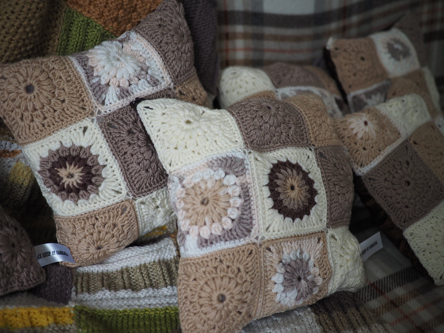 "Chocolate bites" Cushions