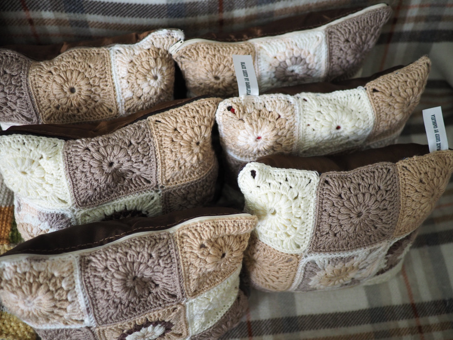 "Chocolate bites" Cushions