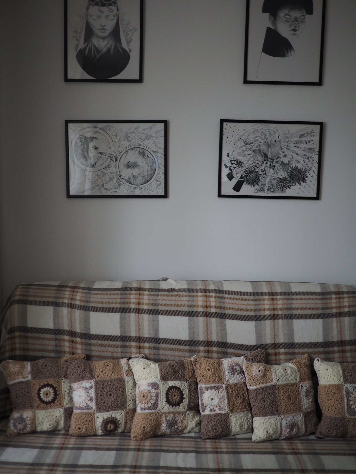 "Chocolate bites" Cushions