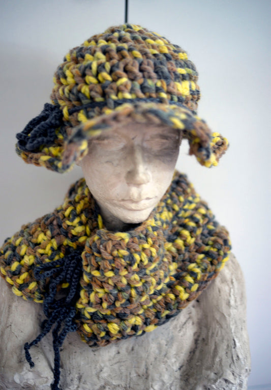 "Western Mountain" Set (Hat & Scarf)